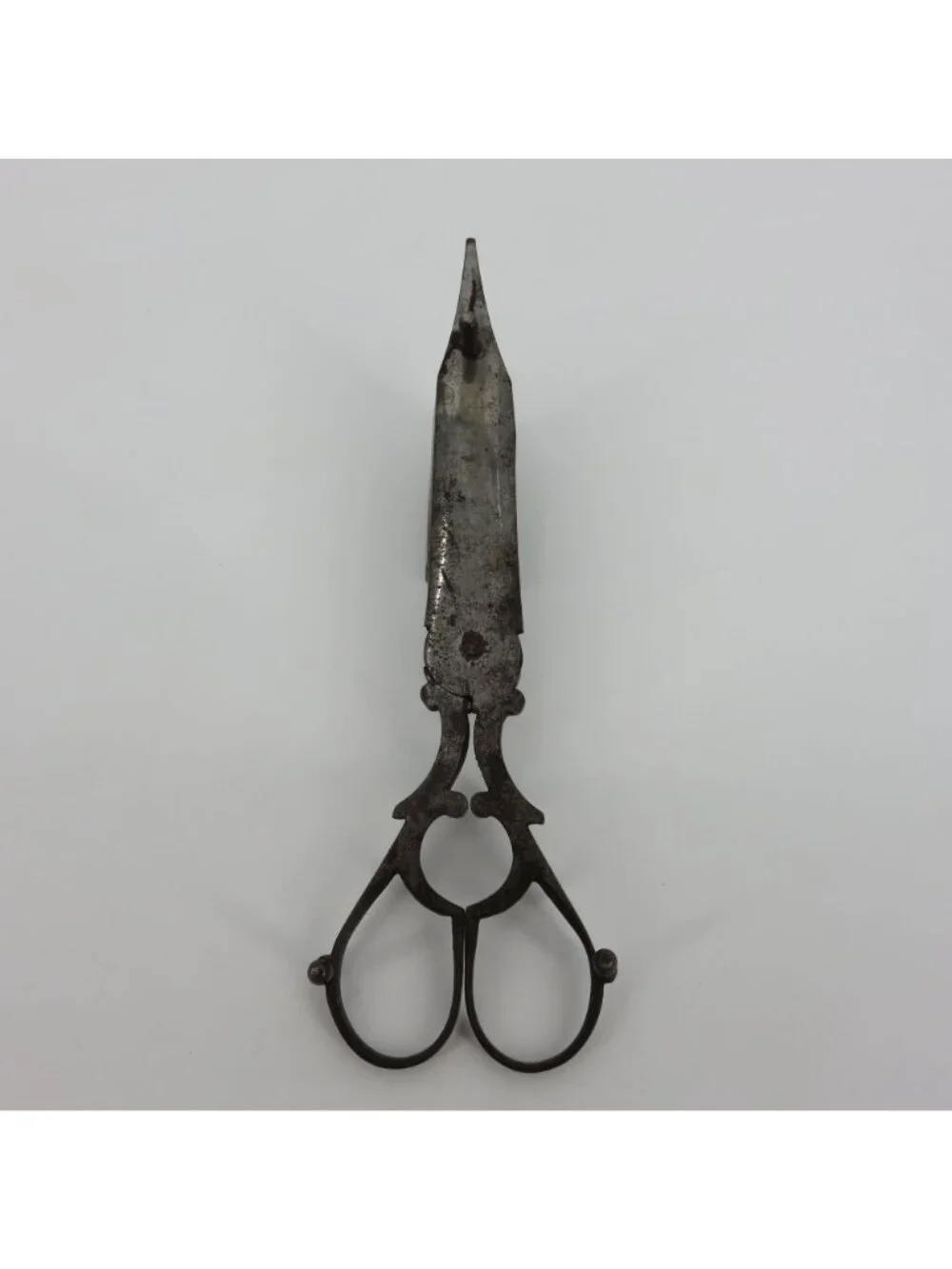 N/A antique metal